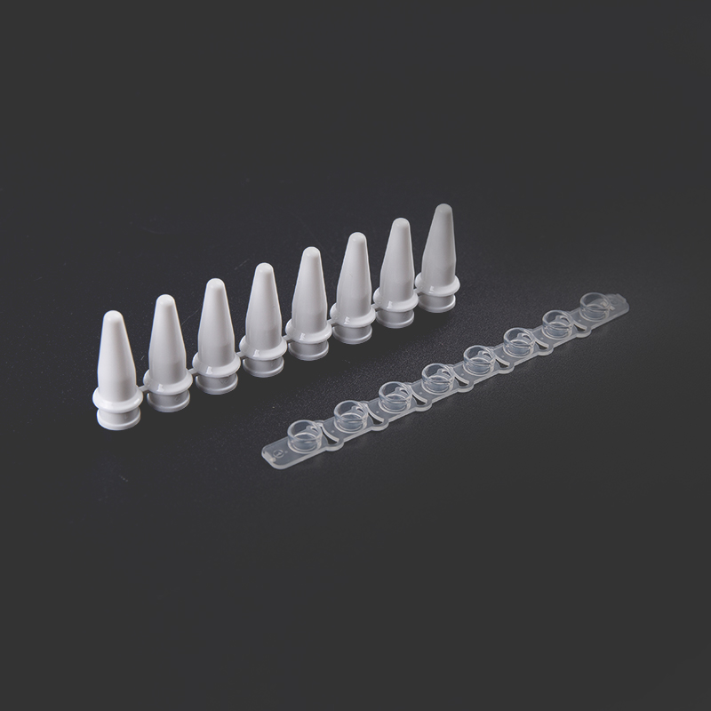 0,2 ml PCR 8-putken liuska