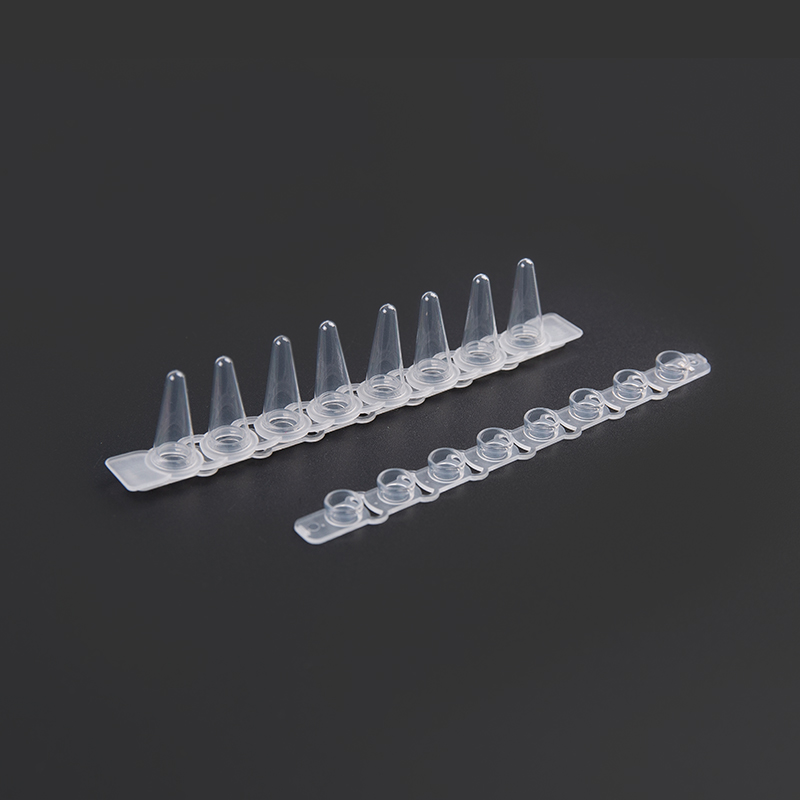 0,1 ml PCR 8-putken liuska